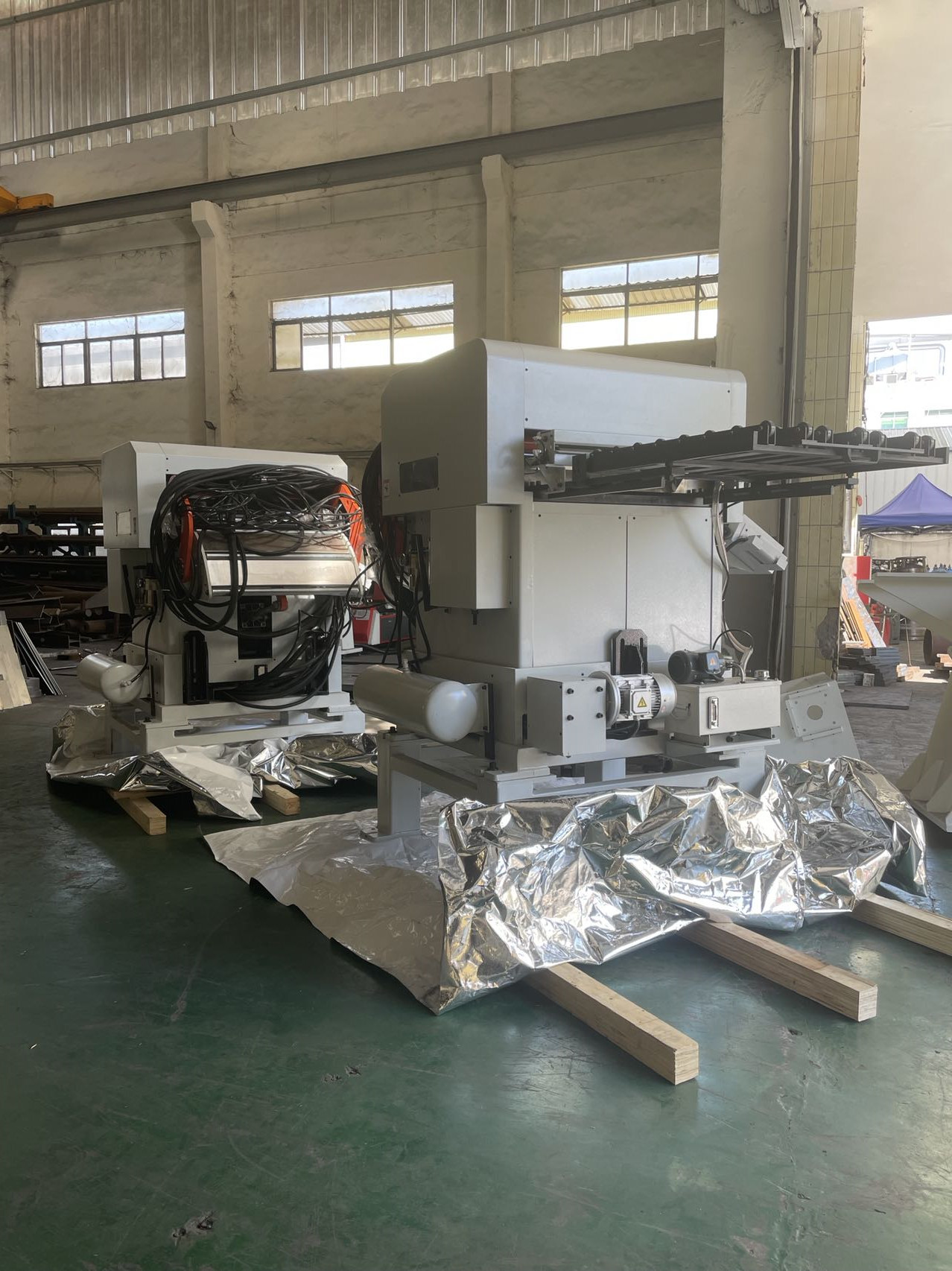 LMC2-800 Устройство подачи 3-в-1